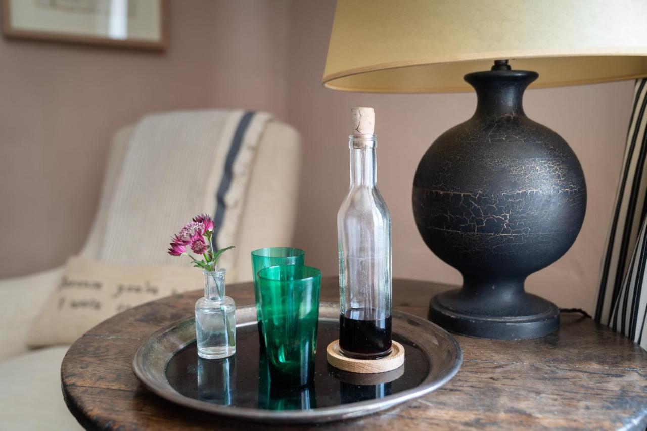 Royal Oak Ramsden Hotel Екстериор снимка